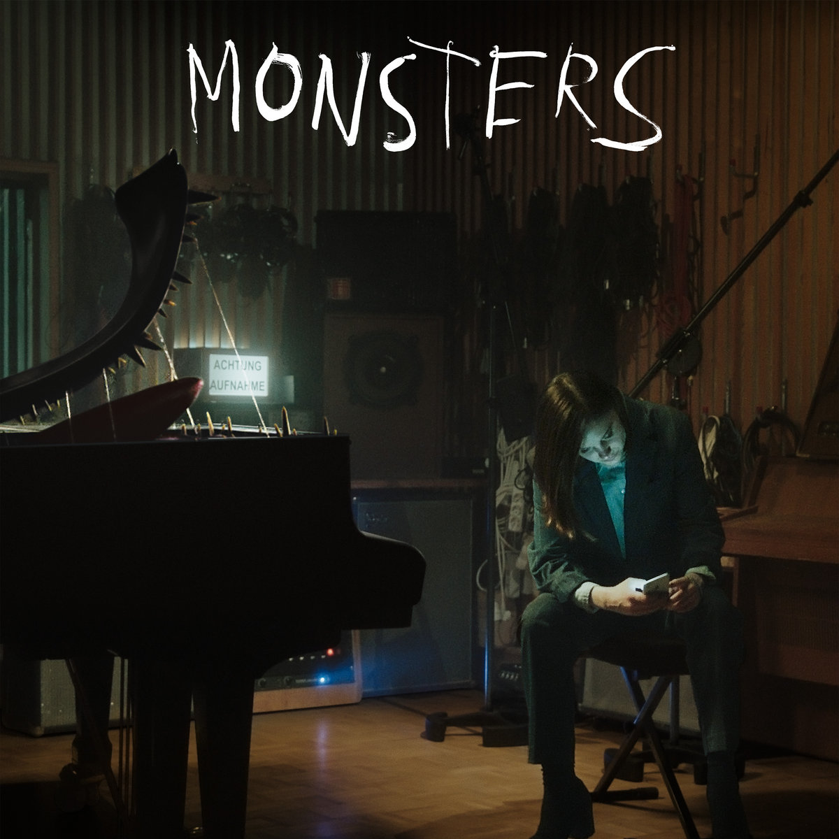 Sophia Kennedy – Monsters OUT NOW